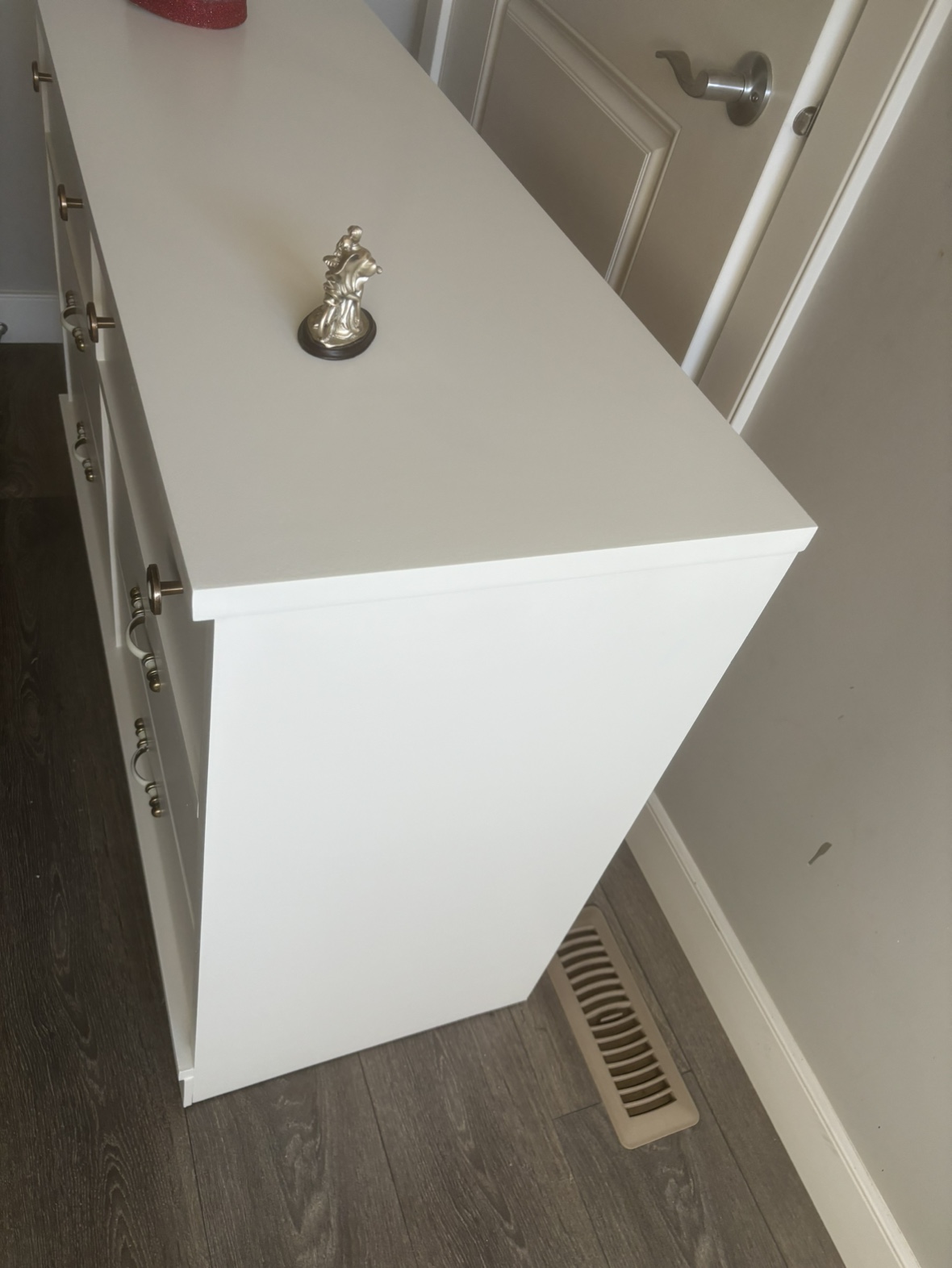 White 6-Drawer Dresser - photo 5