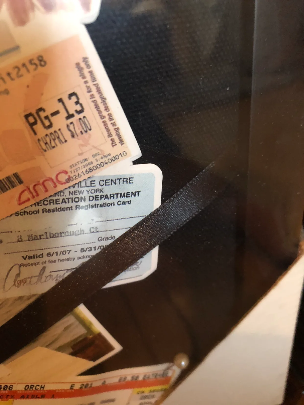 Corkboard and Picture Frame image indicator(6)