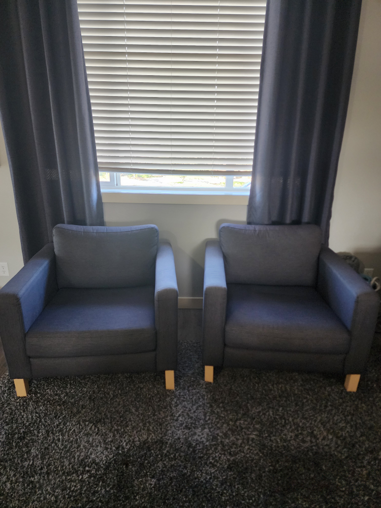 LIVING ROOM ARM CHAIRS - photo 5