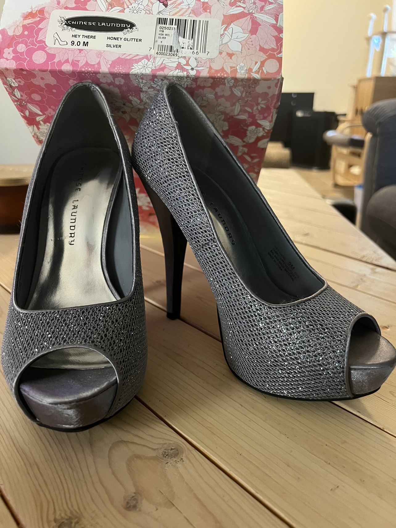 Sparkly Heels - photo 2