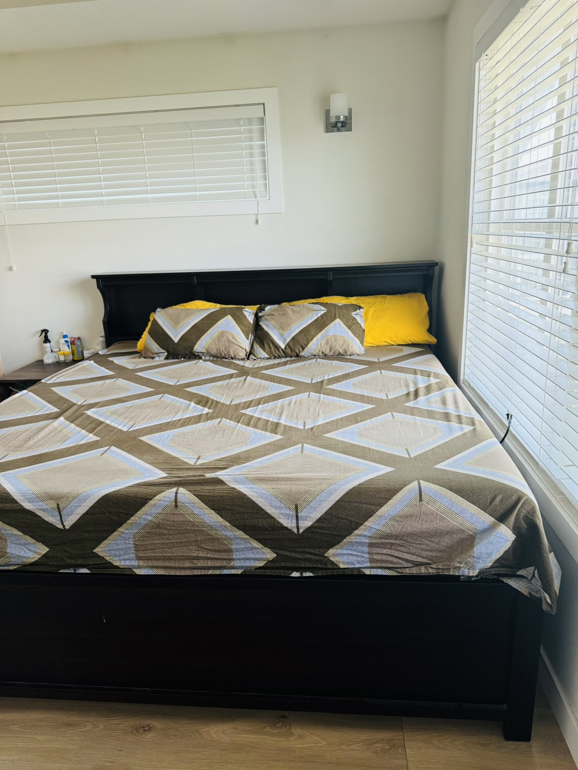 King size storage bed - photo 3