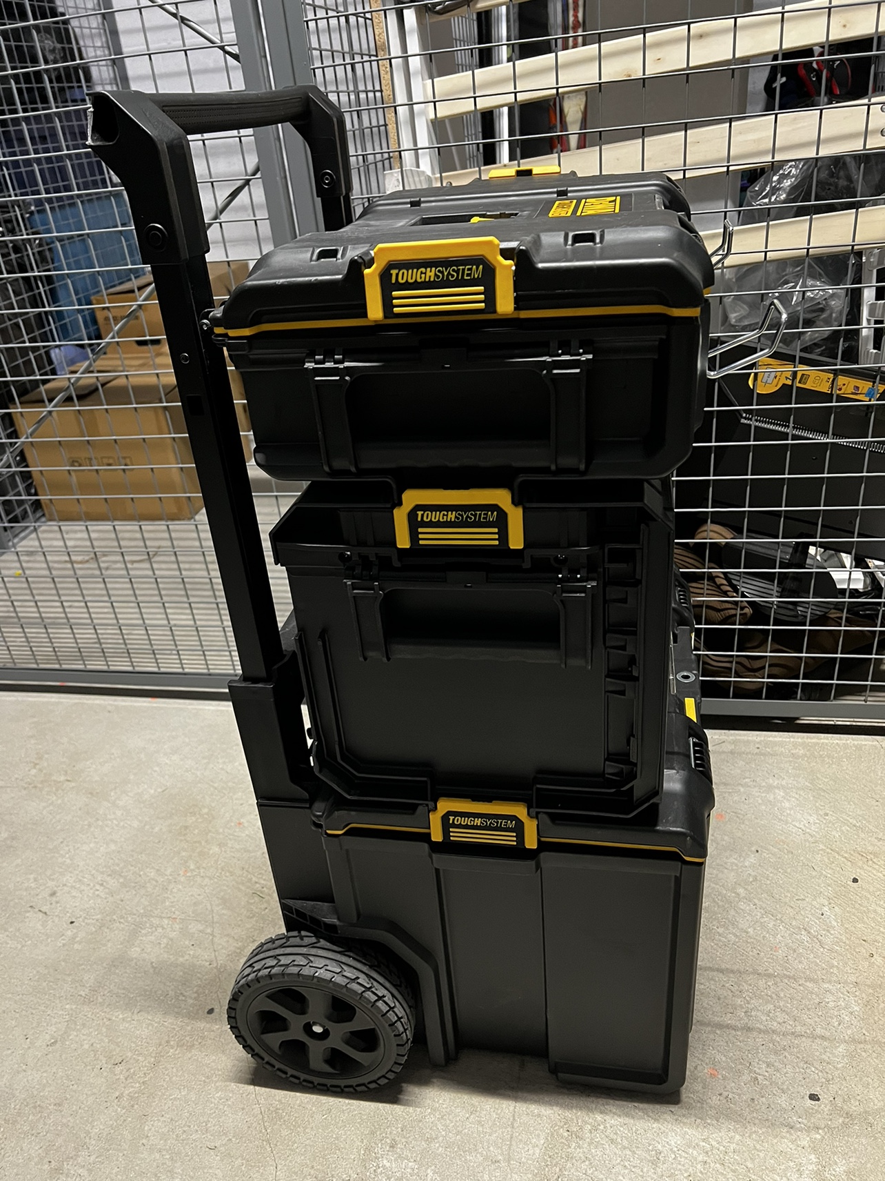 DeWalt ToughSystem 2.0 Stackable Tool Box Set - photo 3