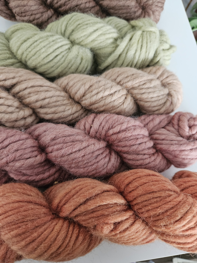 5 Skeins of Yarn - photo 2