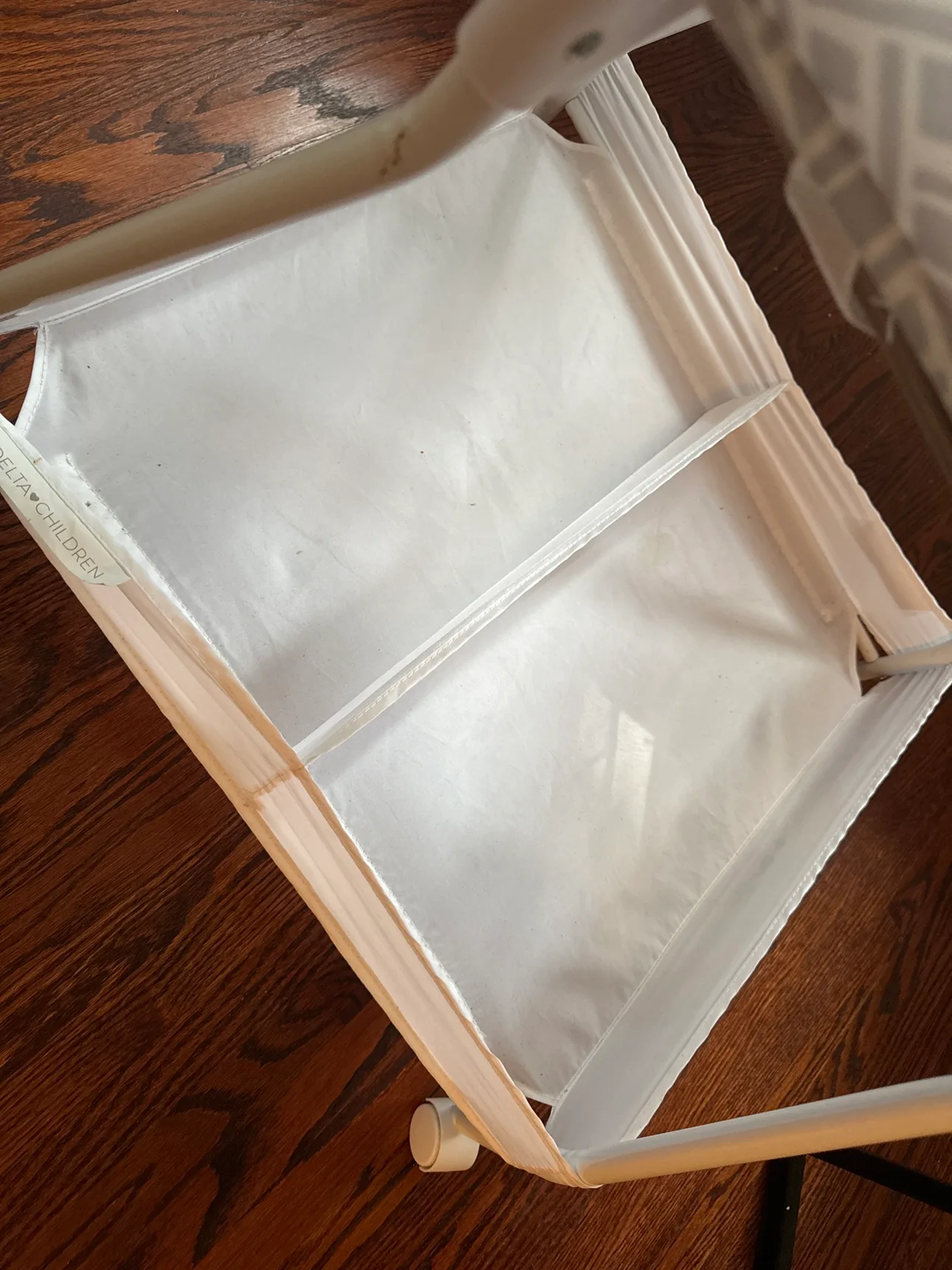 Delta Children Baby Bassinet image indicator(2)