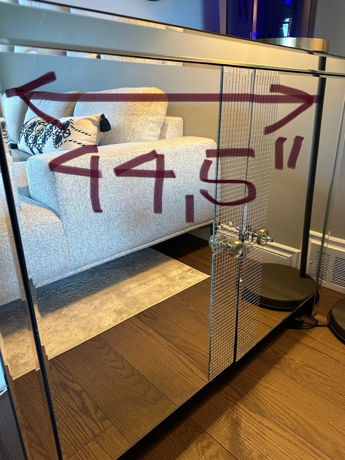 Mirrored cabinet for living room - photo 3