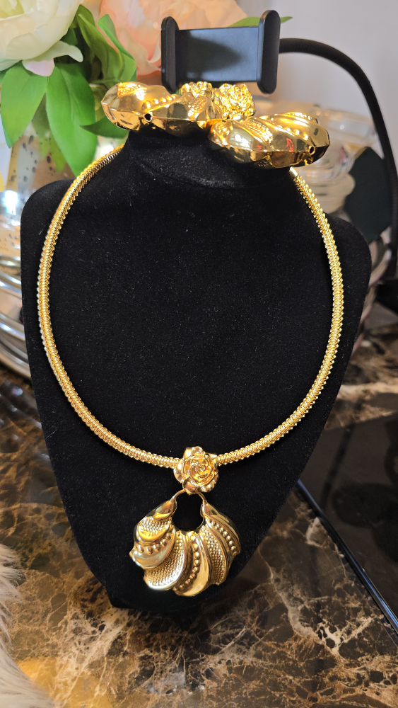 Gold Tone Necklace and Earrings Set