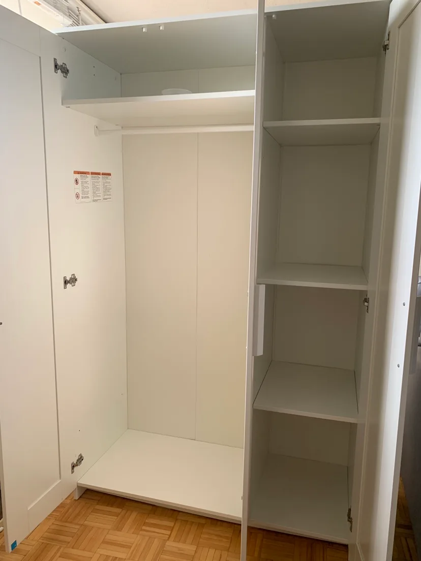 IKEA Wardrobe with Mirror image indicator(2)