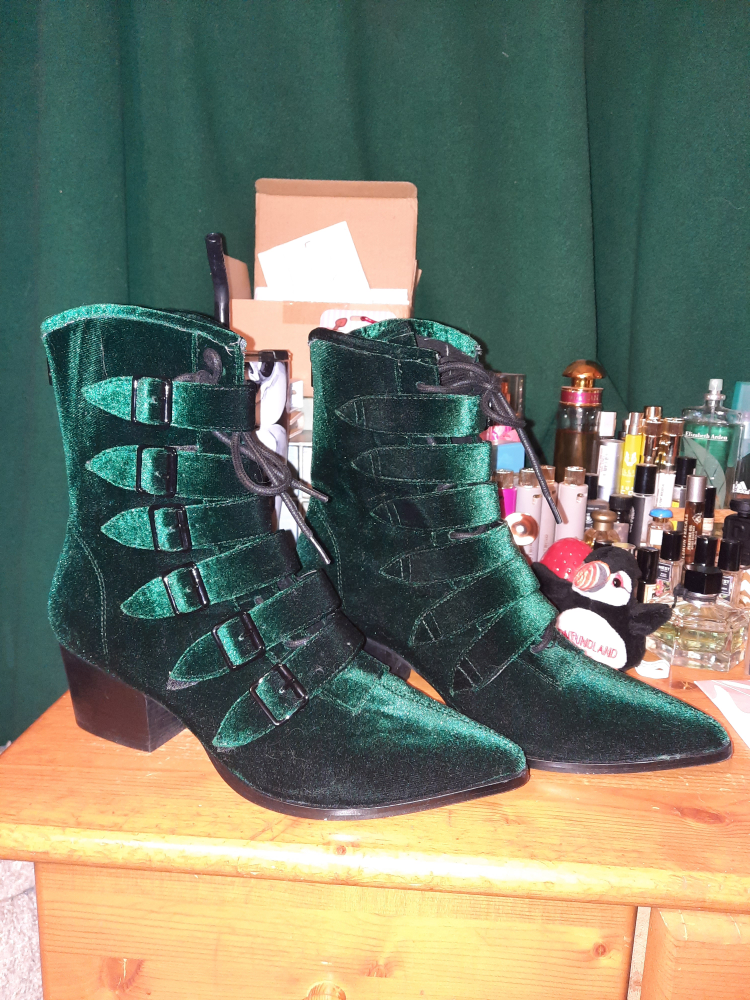 Strangecvlt Coven Boots