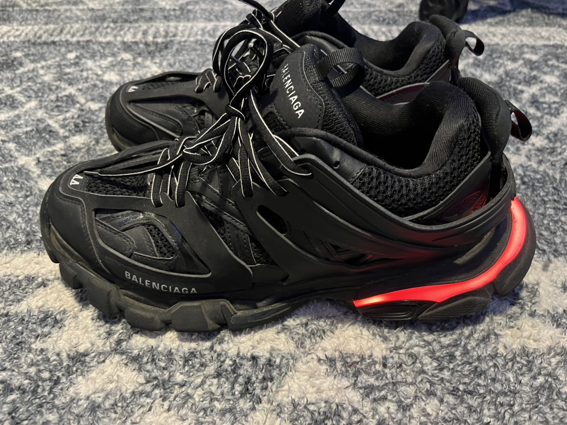 Balenciaga Track Sneakers led