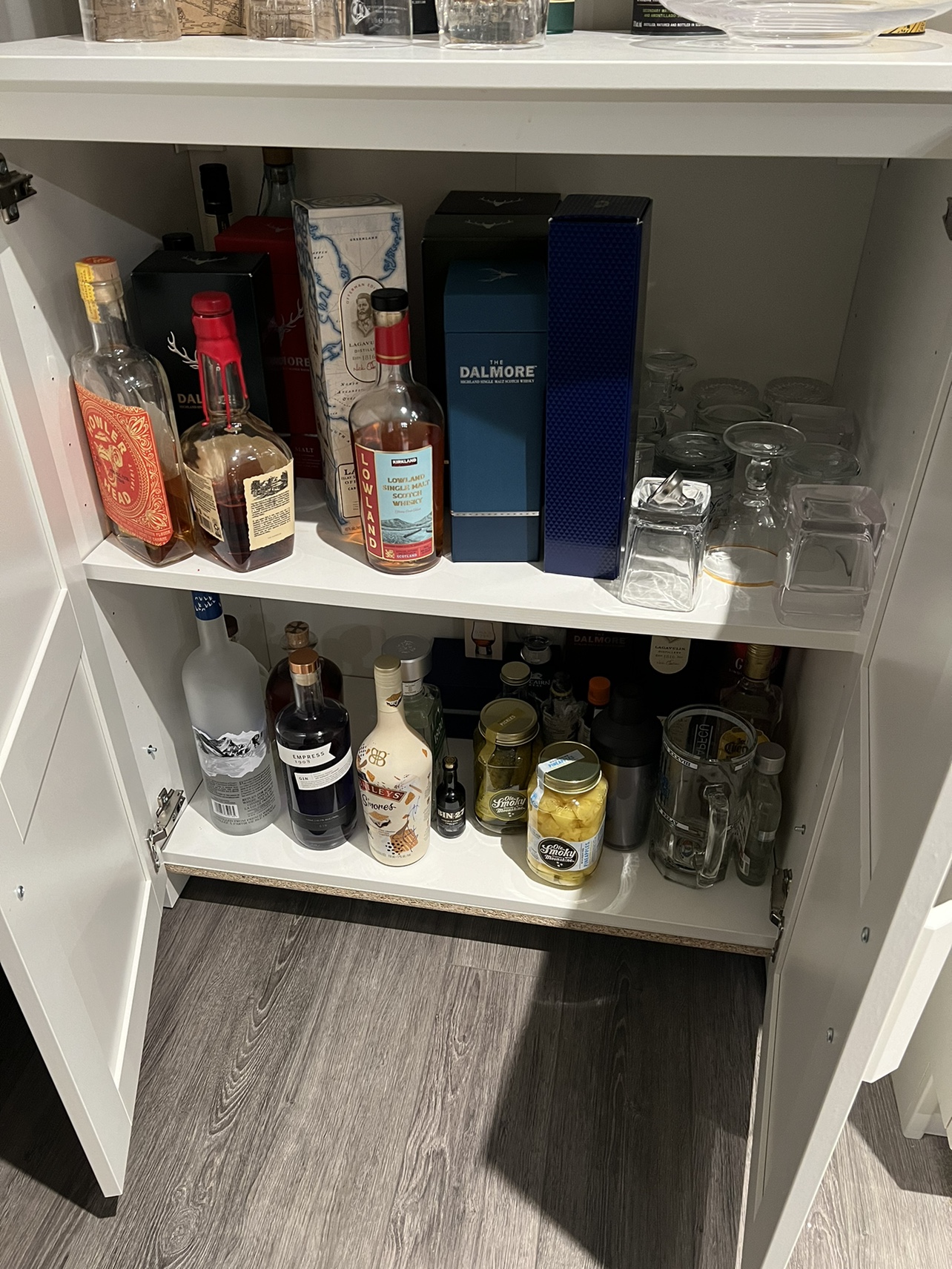 White Bar Cabinet - photo 2