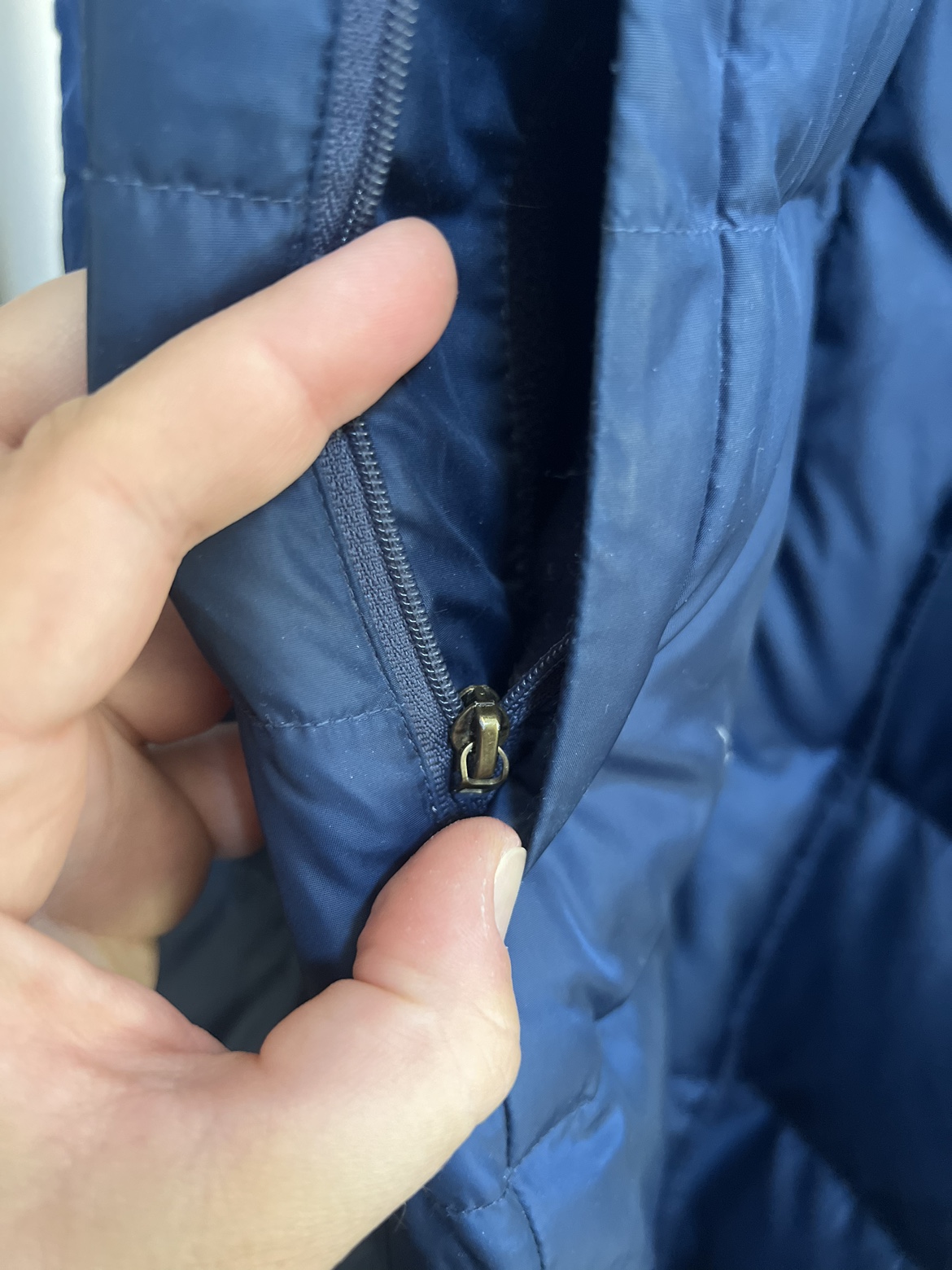 Eddie Bauer Puffer Jacket - photo 2