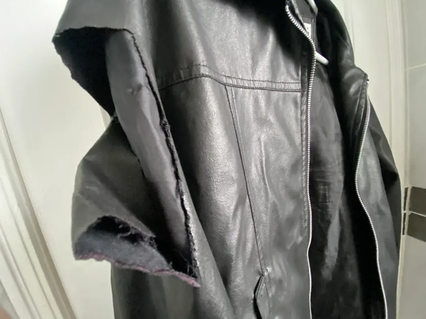 MARCO OUTERWEAR COLLECTION SZ Medium BLACK FAUX LEATHER LINED image indicator(5)