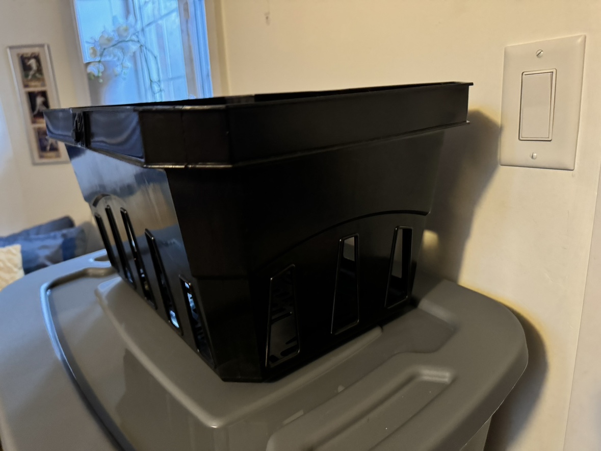 Black Plastic Basket - photo 3
