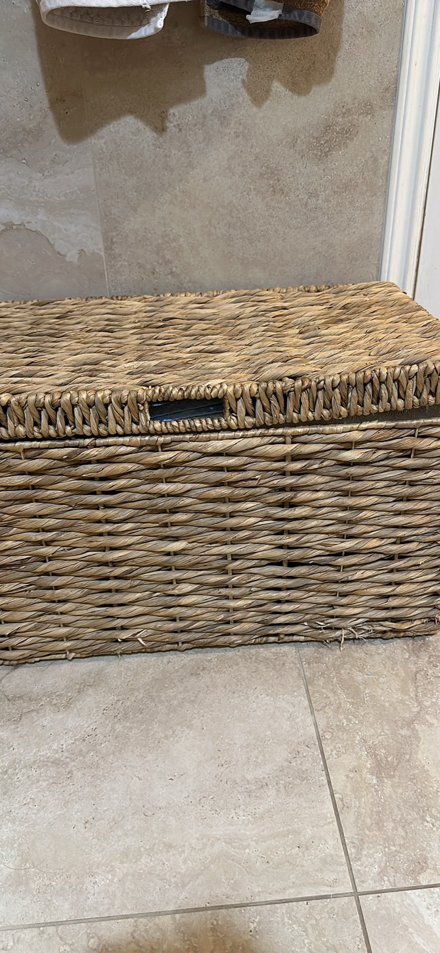 Wicker home goods storage basket
