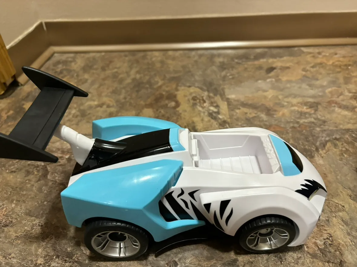 2 Remote Control Cars image indicator(5)