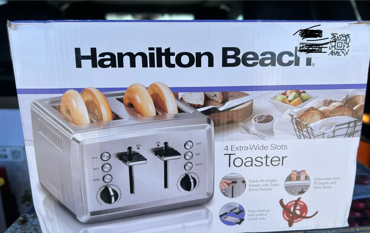 Hamilton Beach 4-Slice Toaster thumbnail