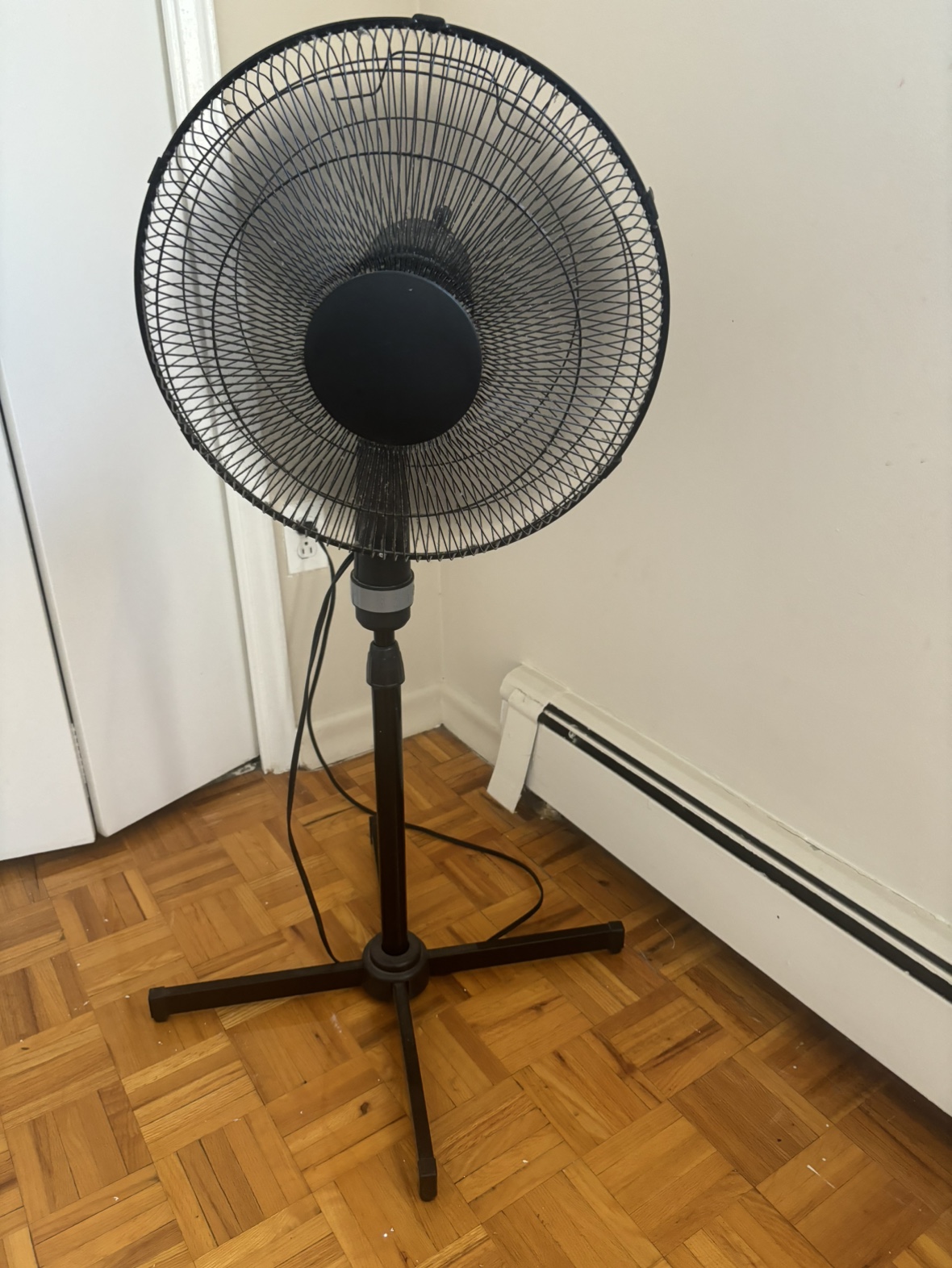 Stand-Up Fan - photo 2