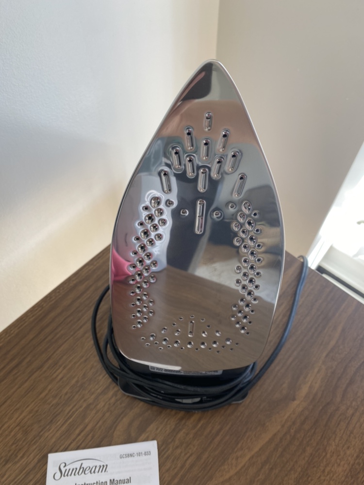 Corded/Cordless Iron - photo 3