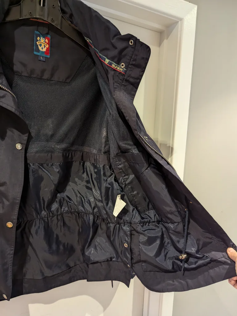 Sunice Jacket - Size L image indicator(3)