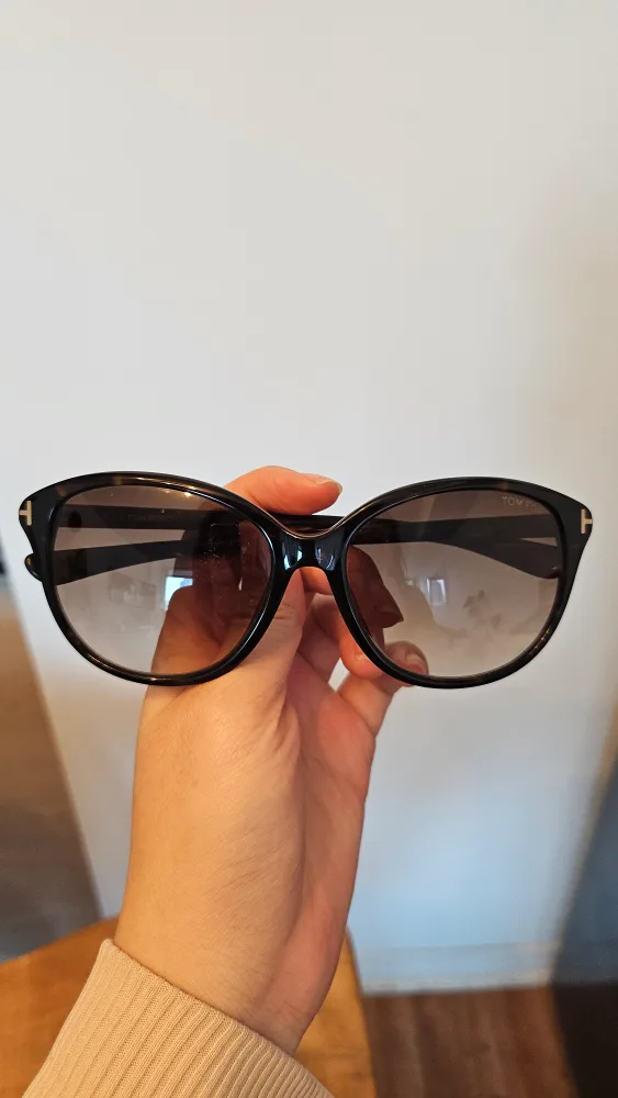 Tom Ford Sunglasses image indicator(3)