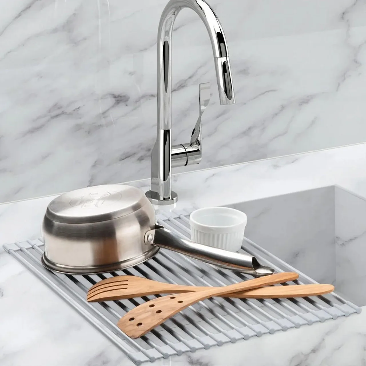 Over sink Roll up Dish Drying Rack & Strainer (Set of 2) image indicator(6)