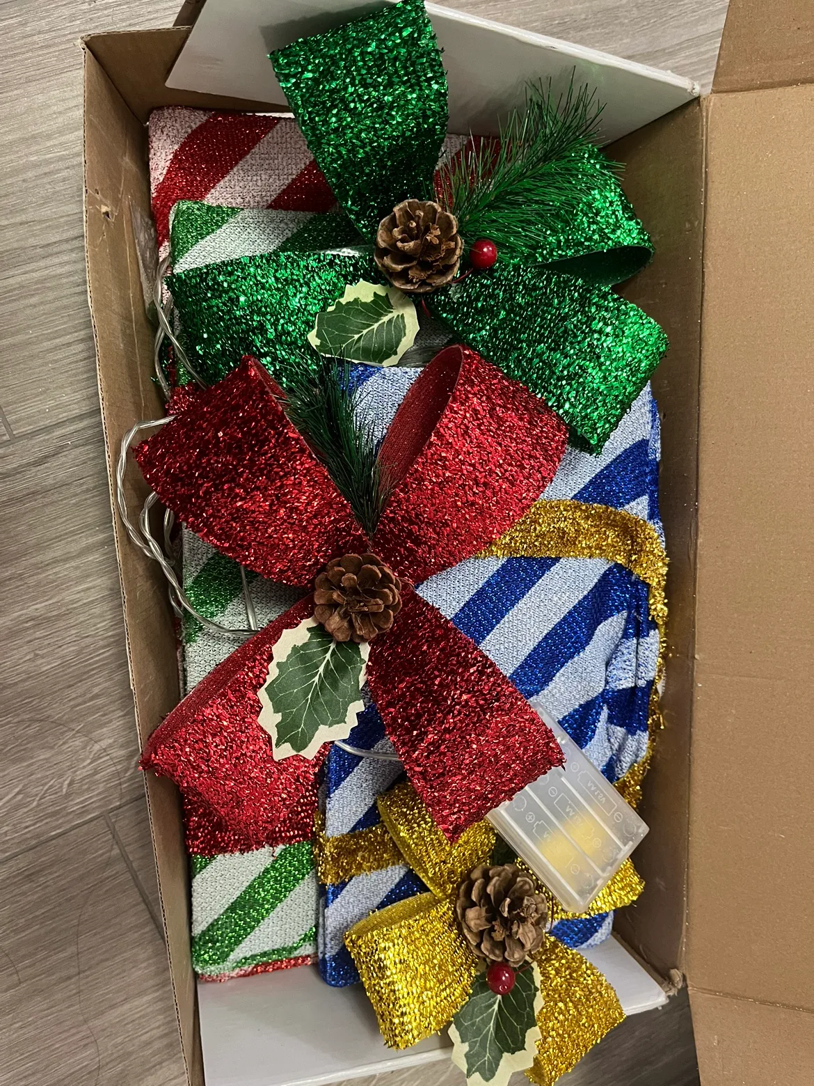 Christmas Gift Boxes Decor image indicator(5)