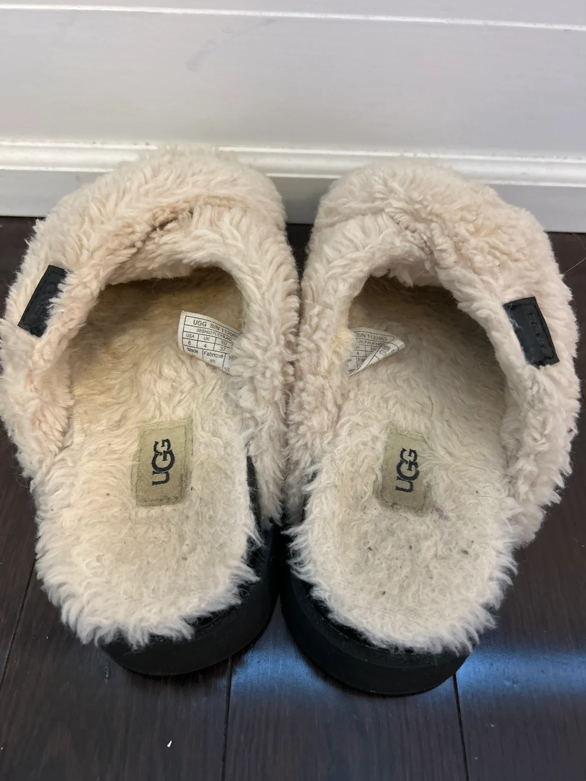 UGG Women's beige fur slip ons. image indicator(2)