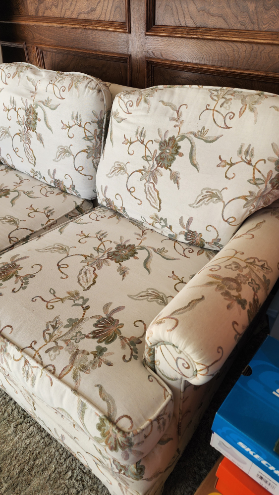 Barrymore The Silver Standard Limited Edition Sofa, Loveseat - photo 3