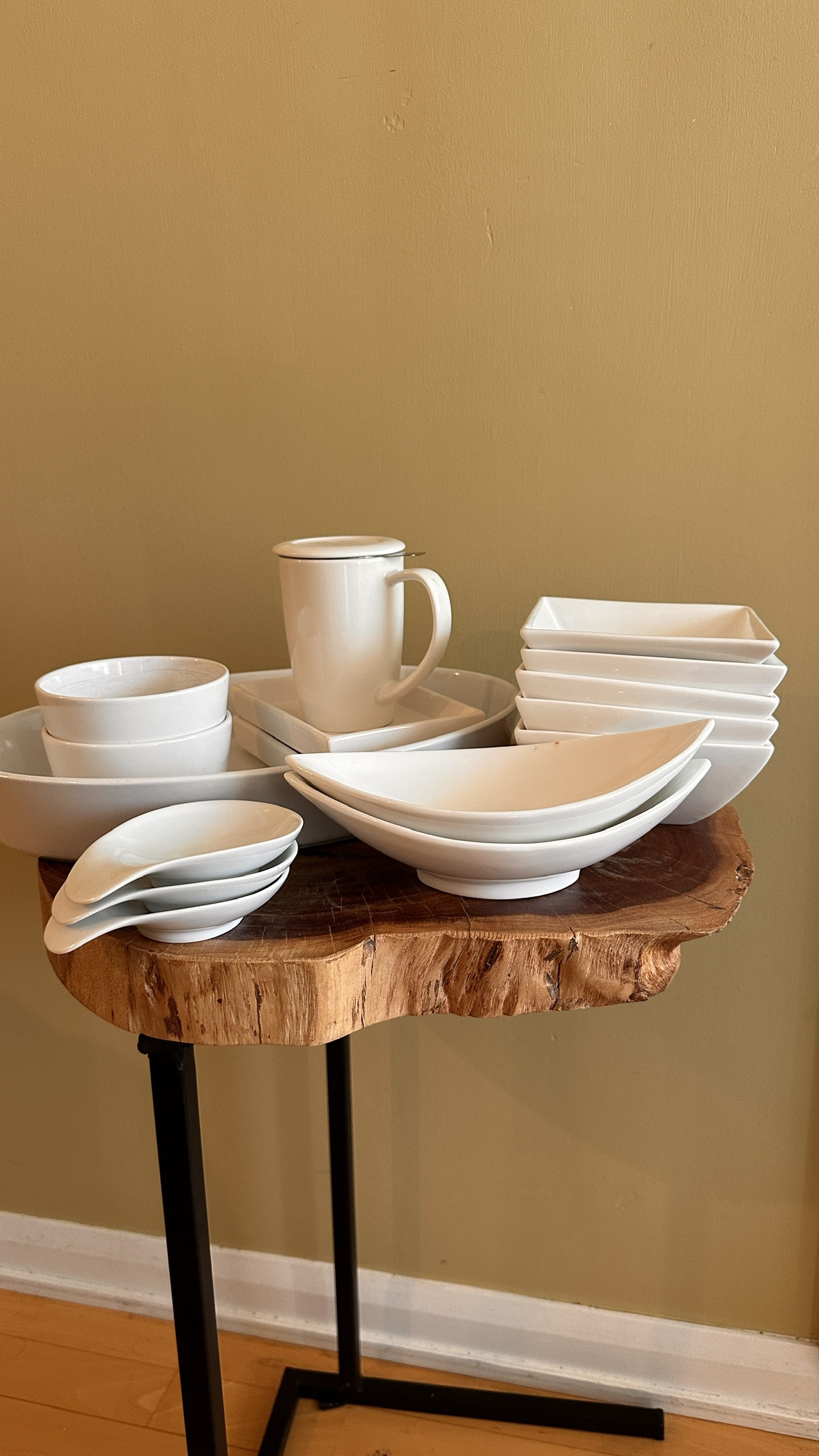 White Dish Set #freecycle