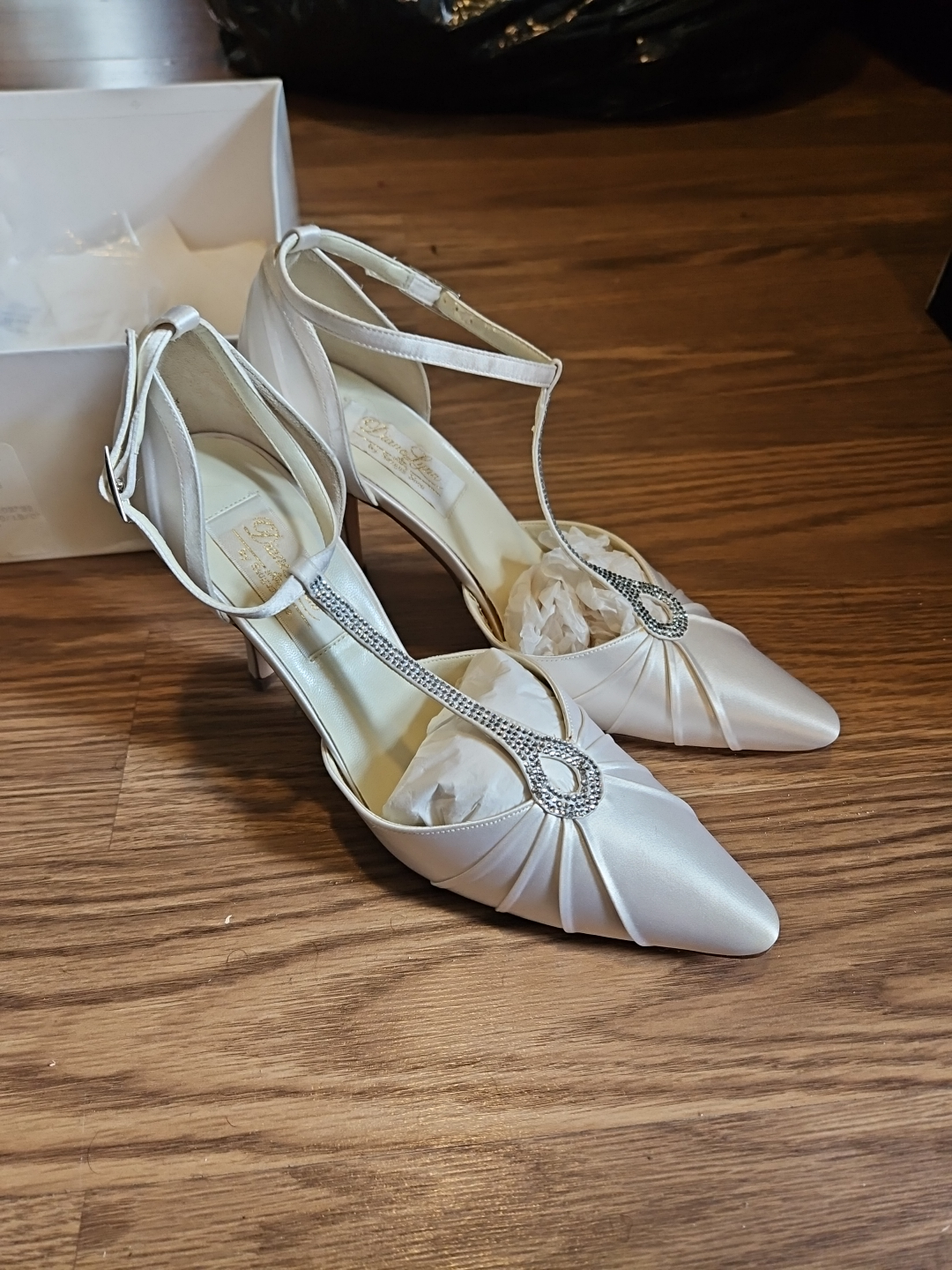 Diane Lynn By Saugus Shoe Wedding Shoes Size 7 Pointy 4" Heel - photo 2