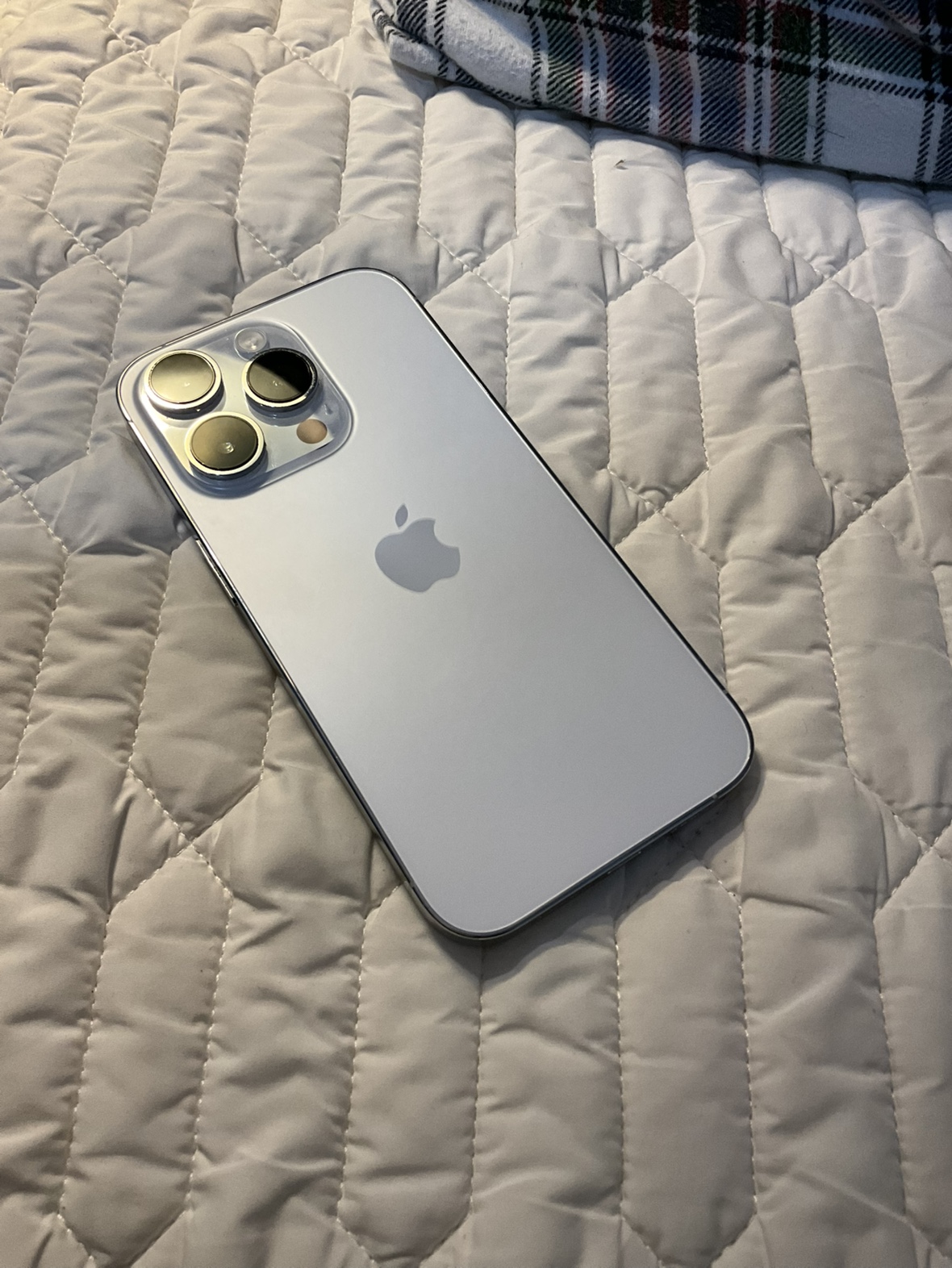 iPhone 14 Pro - photo 5