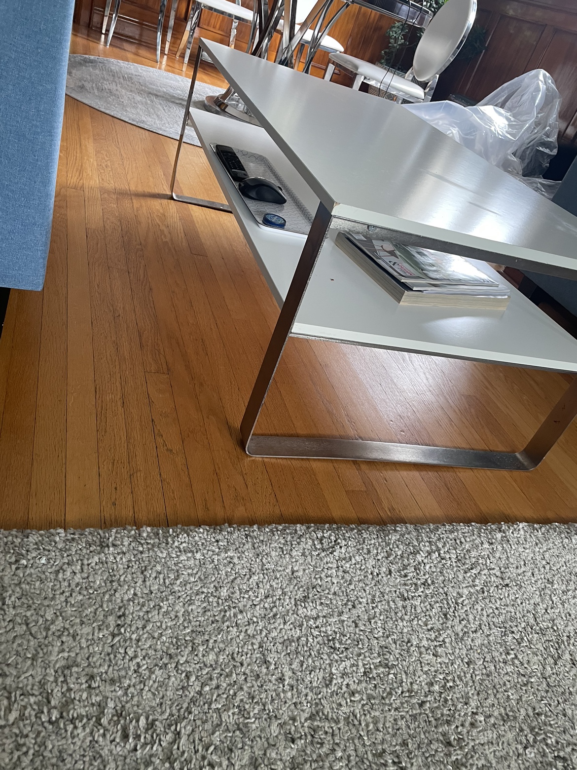 White Coffee Table with Metal Frame - photo 3