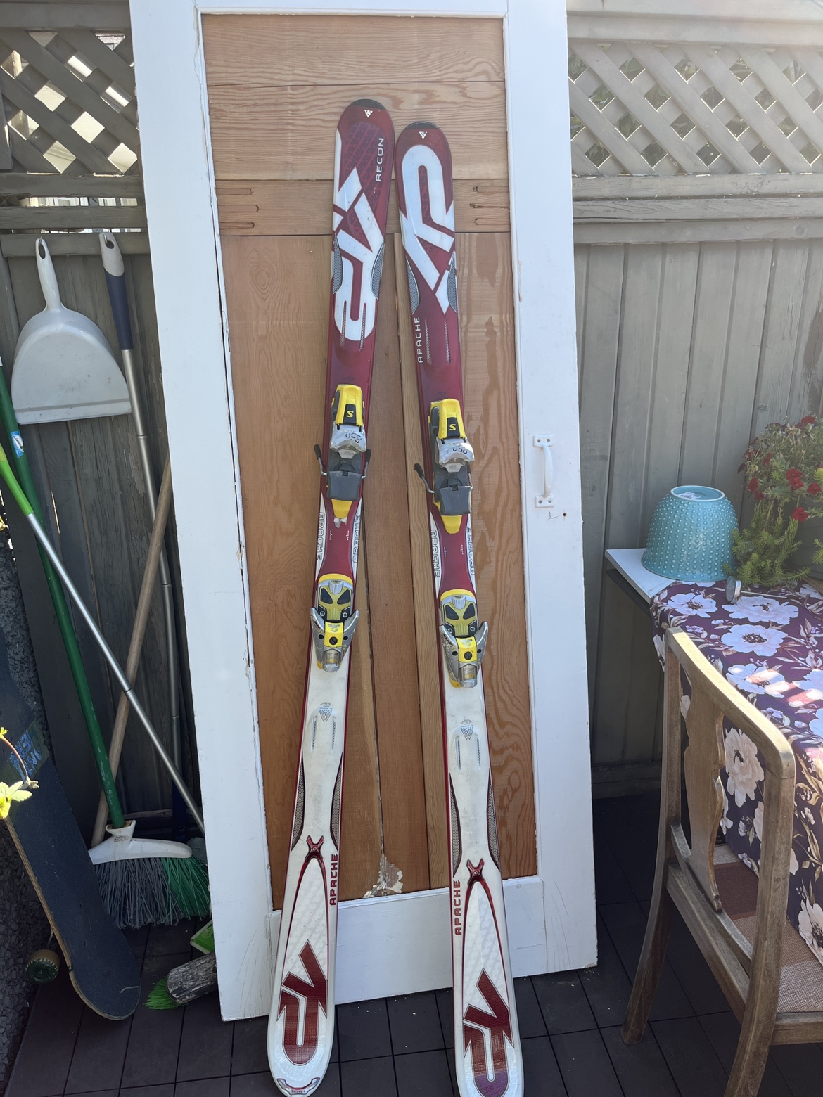 K2 Apache Skis