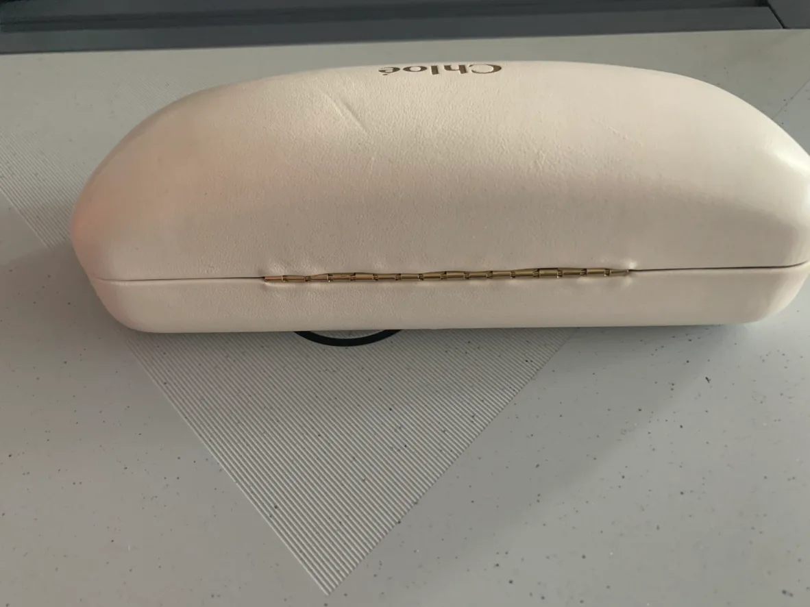 Chloé Sunglasses Case image indicator(2)