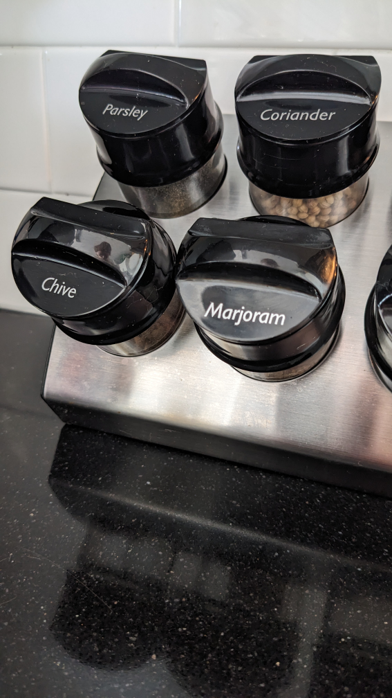 Spice Rack with 12 Jars 🧡 - photo 2
