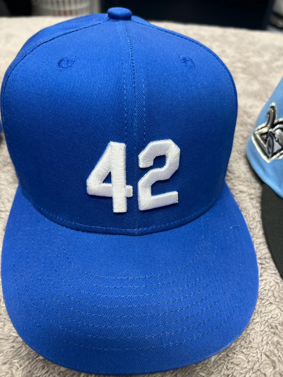 Toronto Blue Jays Hats, Jackie Robinson 42 image indicator(3)