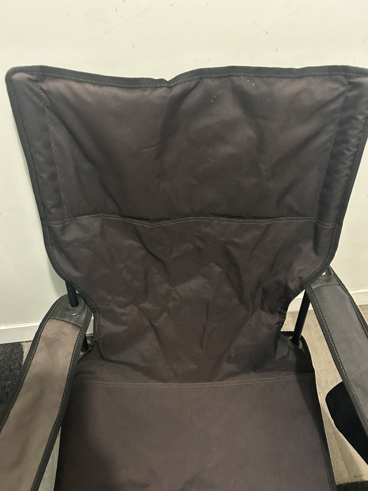 Two Camping Chairs with bags - photo 4