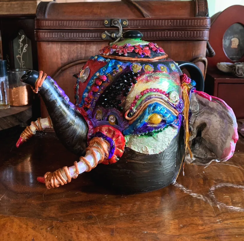 Elephant Teapot thumbnail