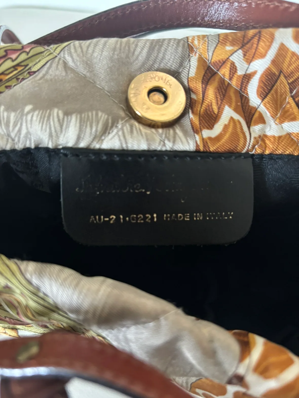 Salvatore Ferragamo Vintage Tote Bag Authentic image indicator(6)