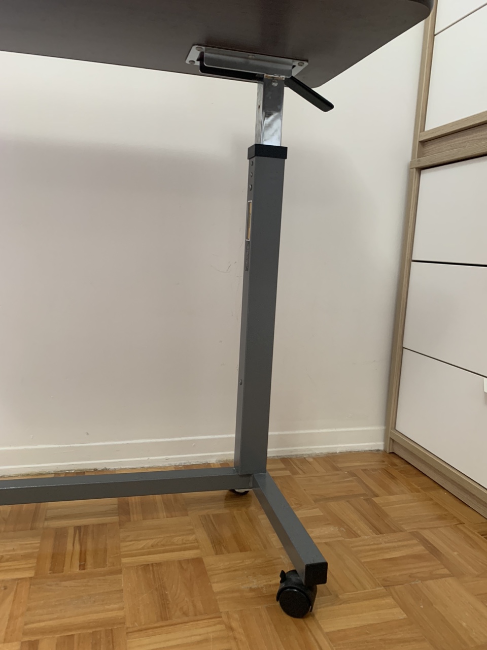 Over Bed Table - photo 4