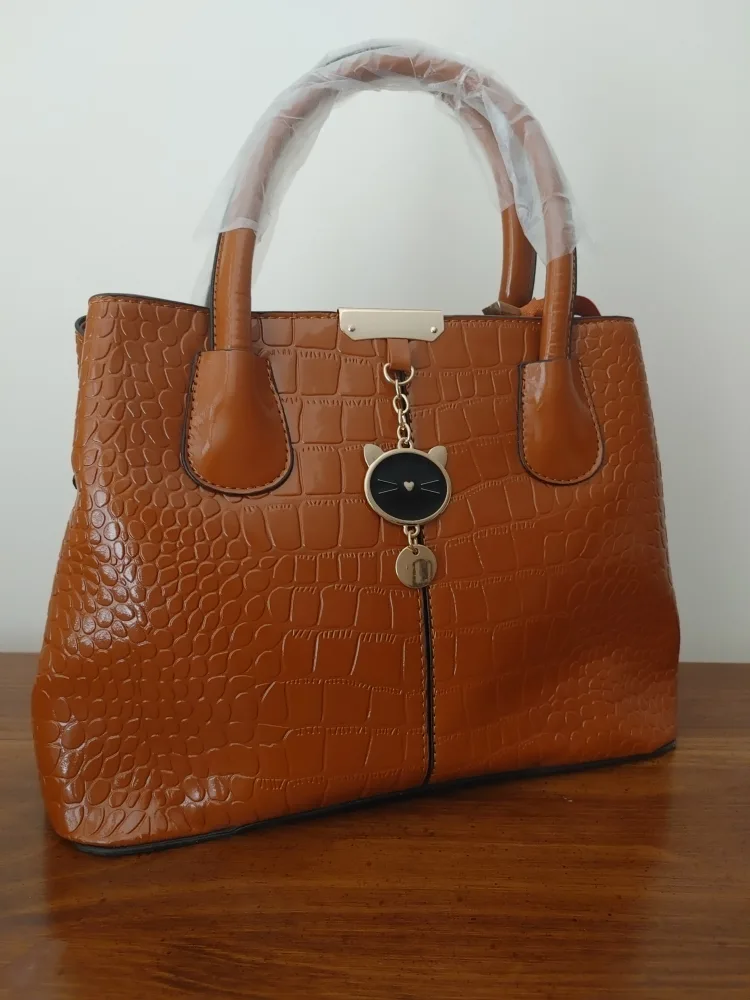 Brown Crocodile Pattern Handbag image indicator(2)