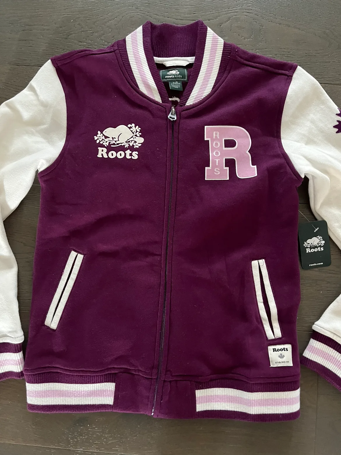 Roots girls varsity fall jacket sz 9/10 NWT ret $85 image indicator(2)