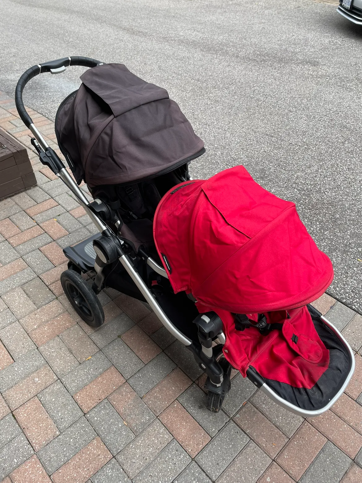 City Select Double Stroller with standing board image indicator(2)