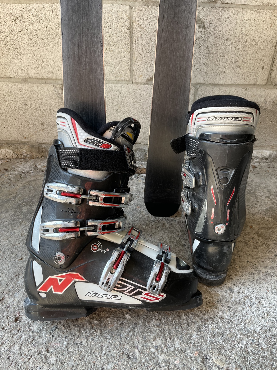 K2 Skies (174 cm) + Nordica Ski boots (men 27.0/27.5) - photo 3