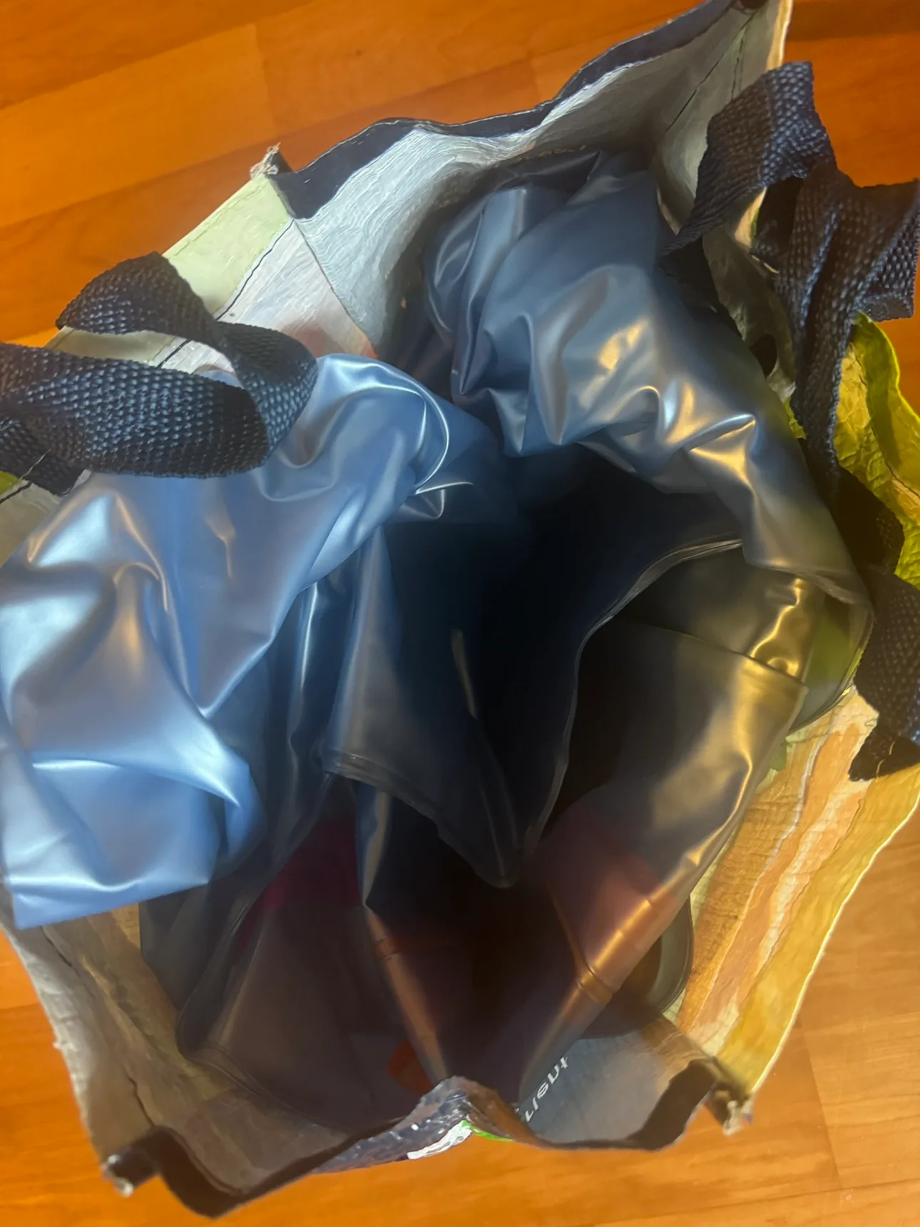 Inflatable Pool Lounge Chair image indicator(3)