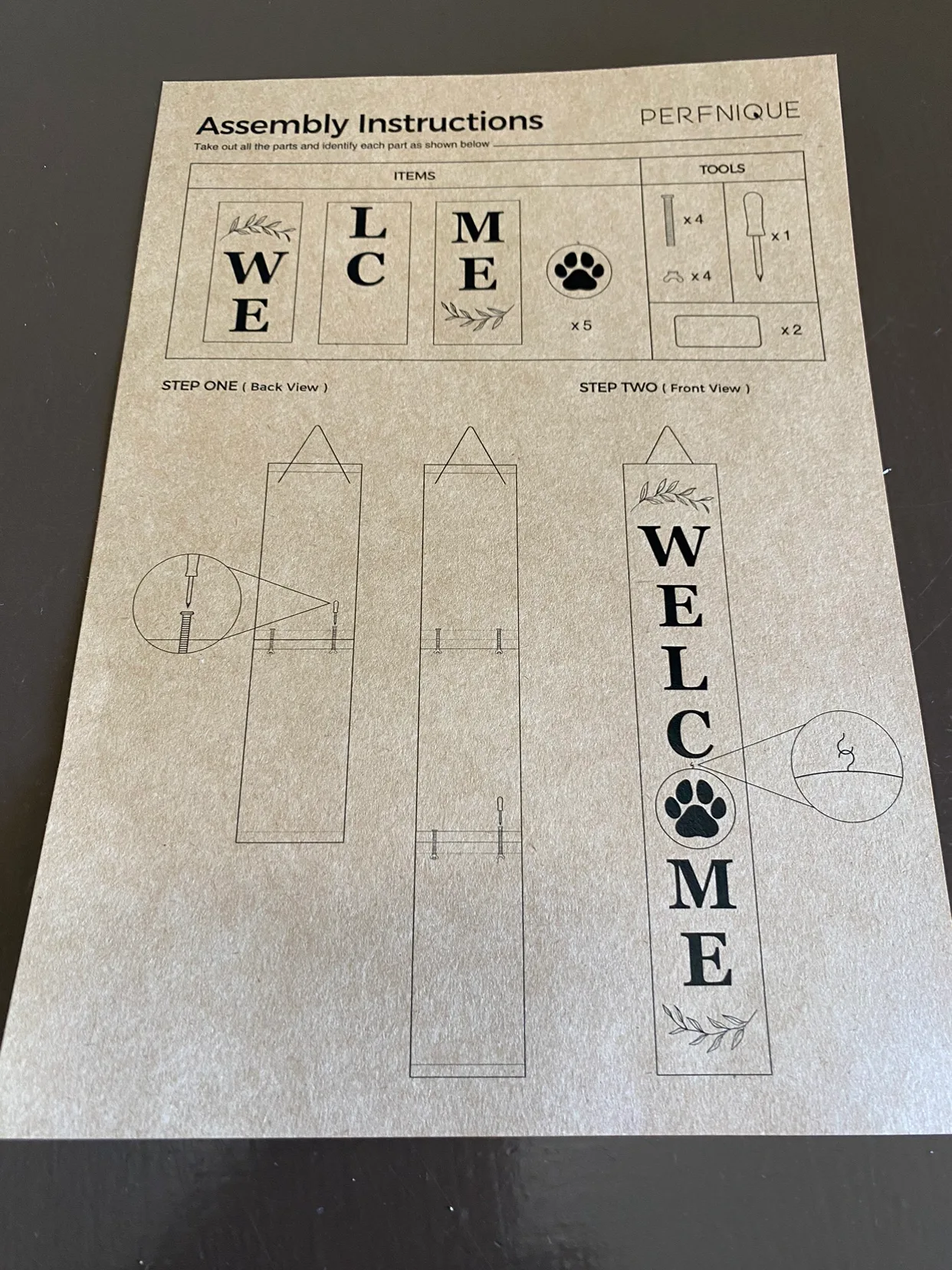 Festive door decorations image indicator(2)