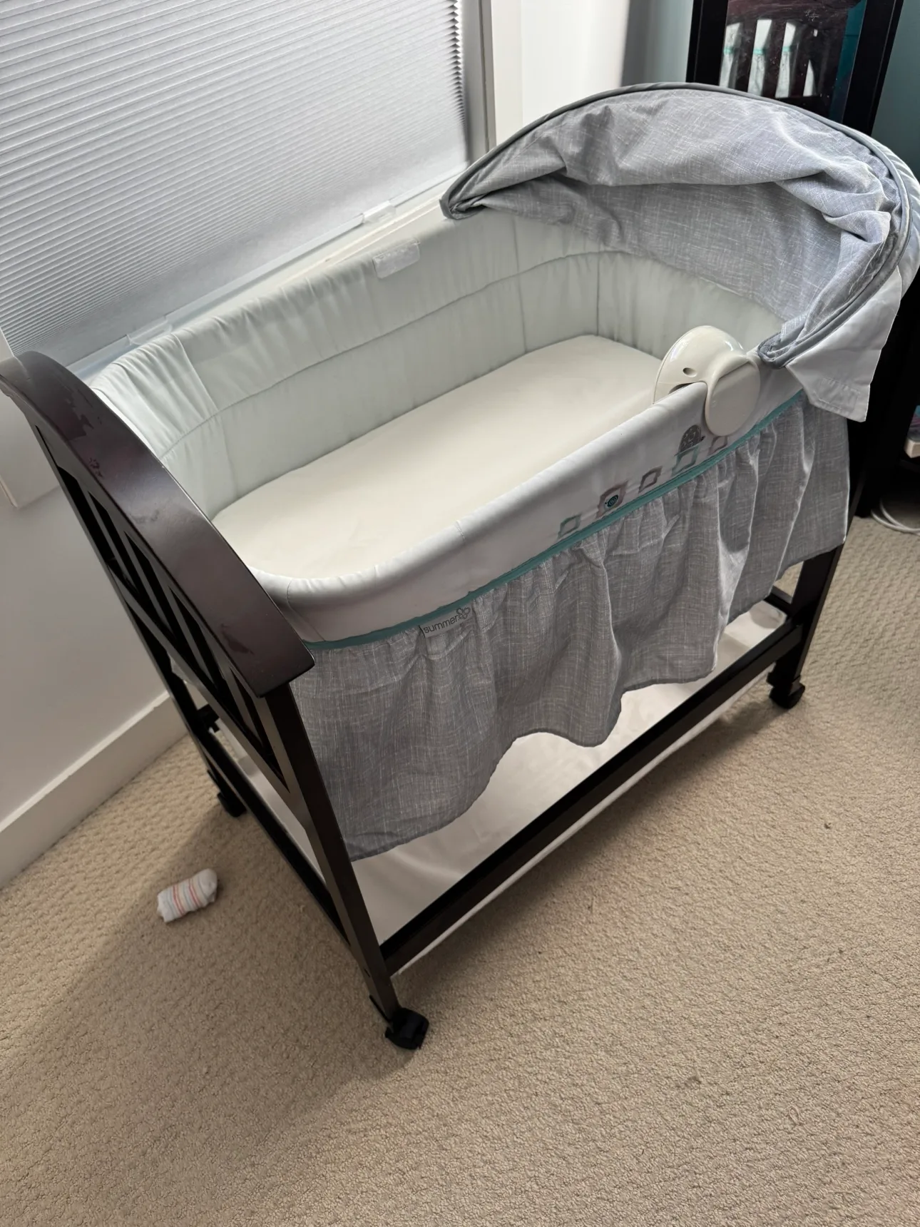 Summer infant bassinet
