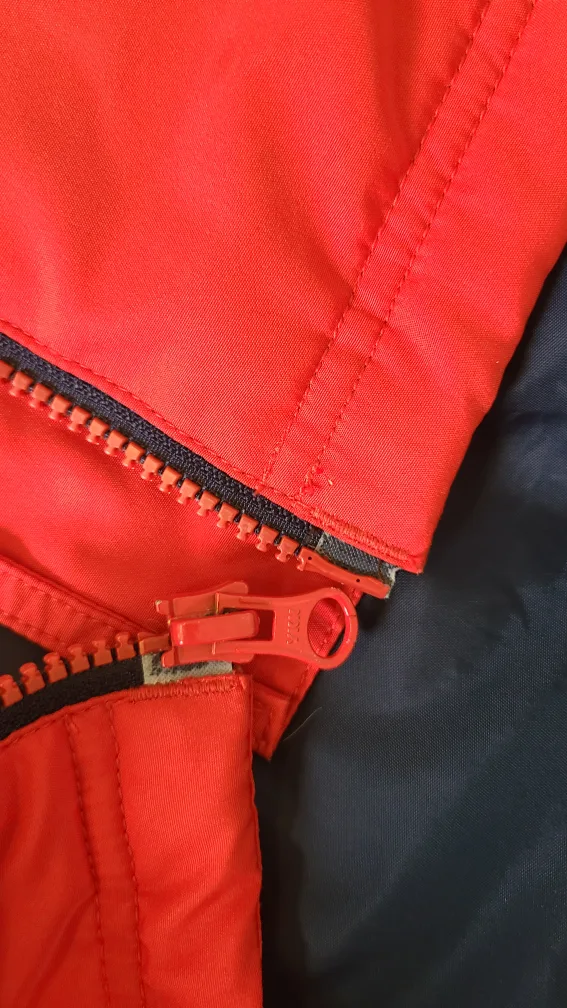 Helly Hansen Red Winter/Autumn Jacket image indicator(4)
