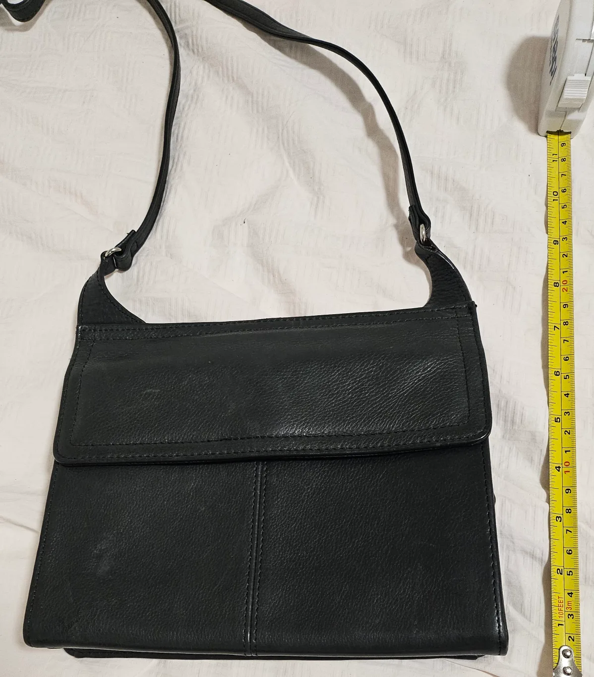 Fossil Leather Crossbody Bag image indicator(2)