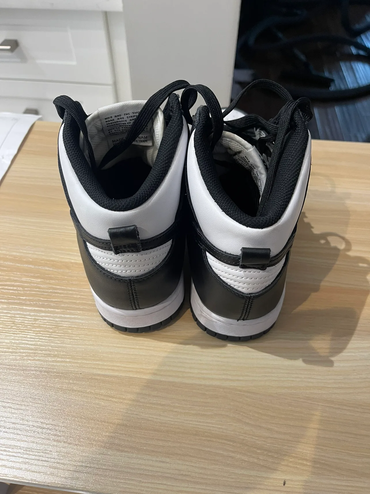 Nike Dunk High Panda - Size 8 men’s/10 woman’s image indicator(2)